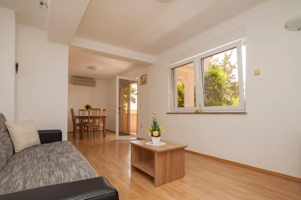 Apartment Juliette Zadar